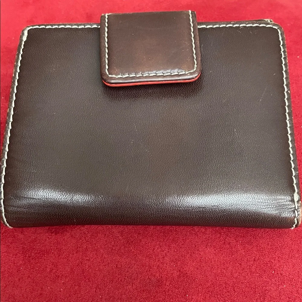 Kate Spade Chocolate Leather Wallet Inside Red With Coin & Cardholder EUC RARE - Picture 3 of 10